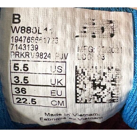 New Balance Womens Blue Fresh Foam 880v10 Running Shoes Size 5.5 Fitness Comfort - Picture 8 of 8